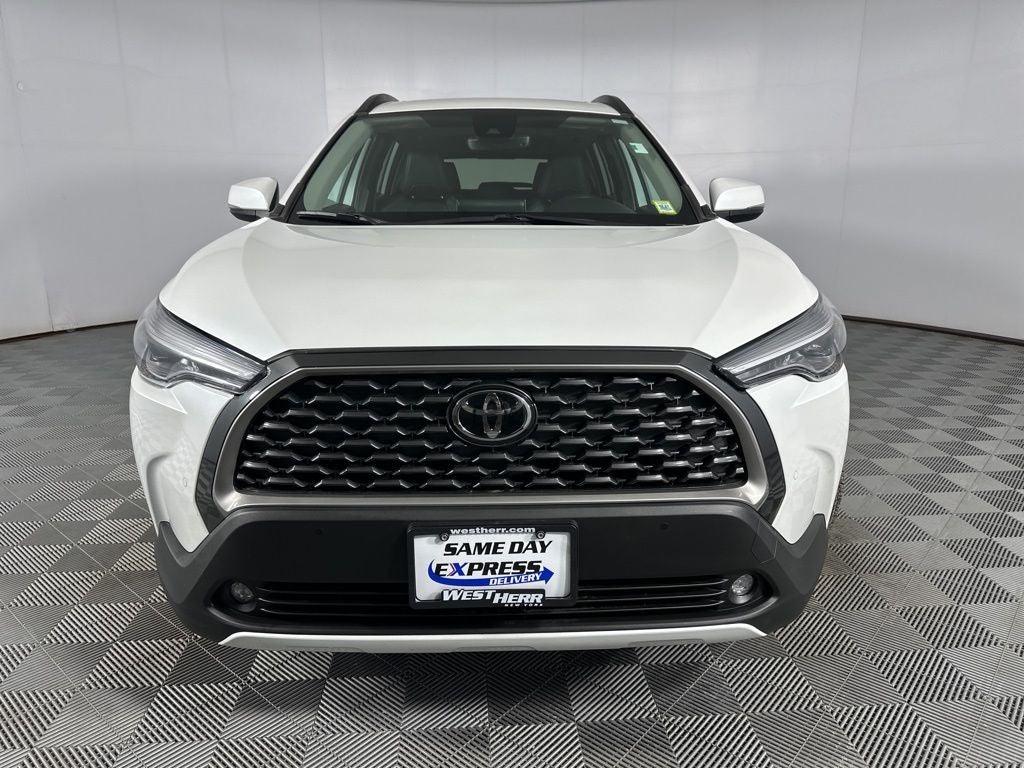 2022 Toyota Corolla Cross XLE