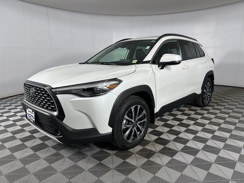 2022 Toyota Corolla Cross XLE