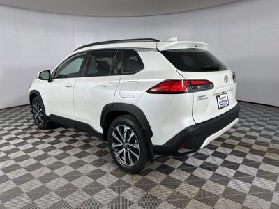 2022 Toyota Corolla Cross XLE
