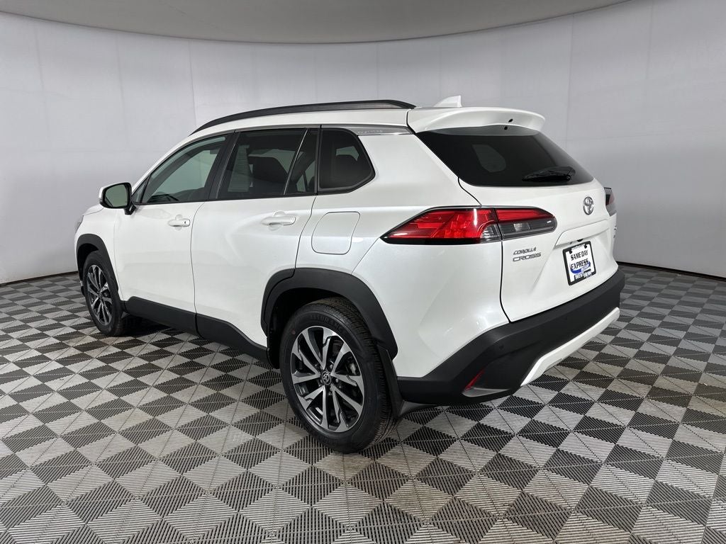 2022 Toyota Corolla Cross XLE