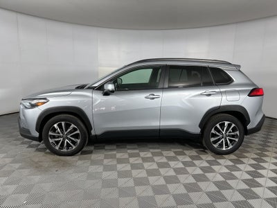2024 Toyota Corolla Cross XLE