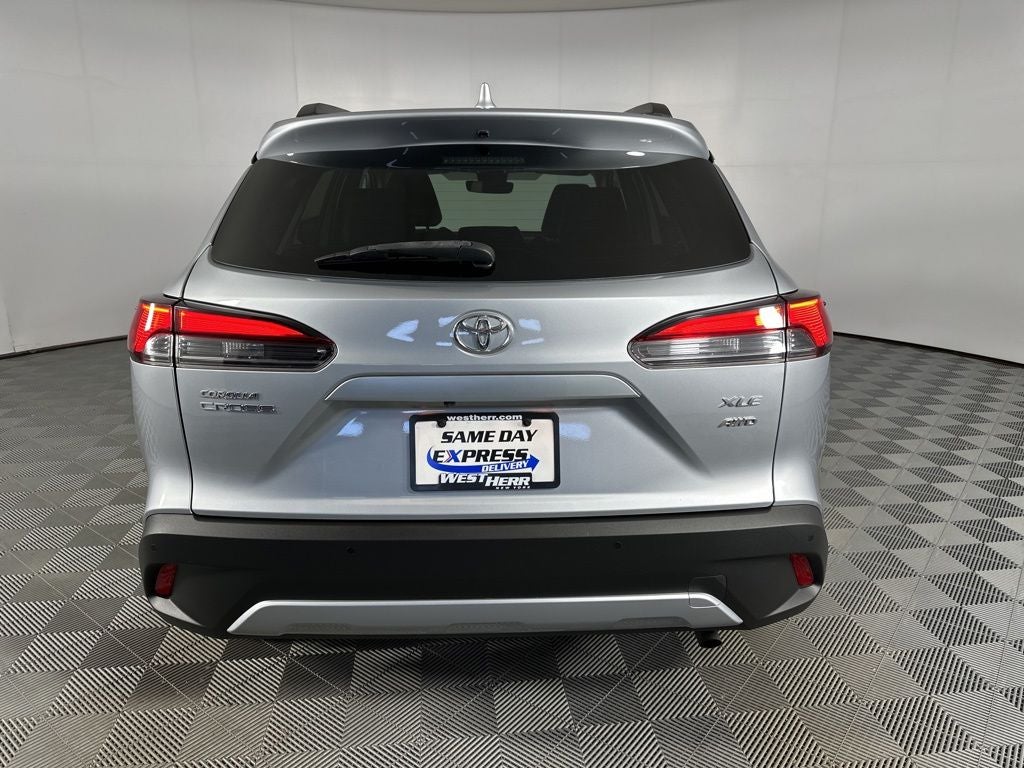 2022 Toyota Corolla Cross XLE