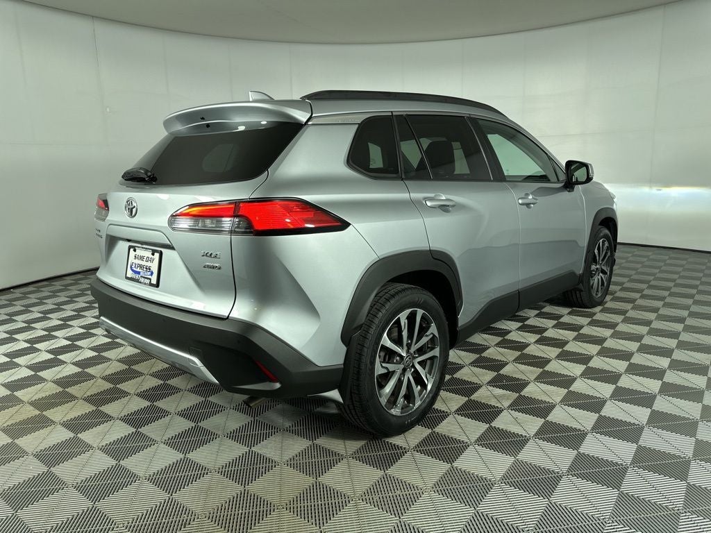 2022 Toyota Corolla Cross XLE