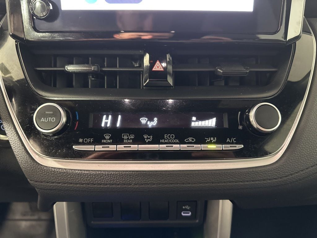 2023 Toyota Corolla Cross Hybrid SE