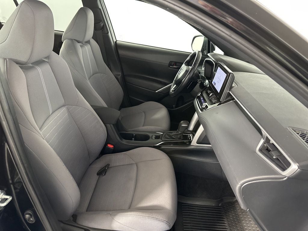 2023 Toyota Corolla Cross Hybrid SE