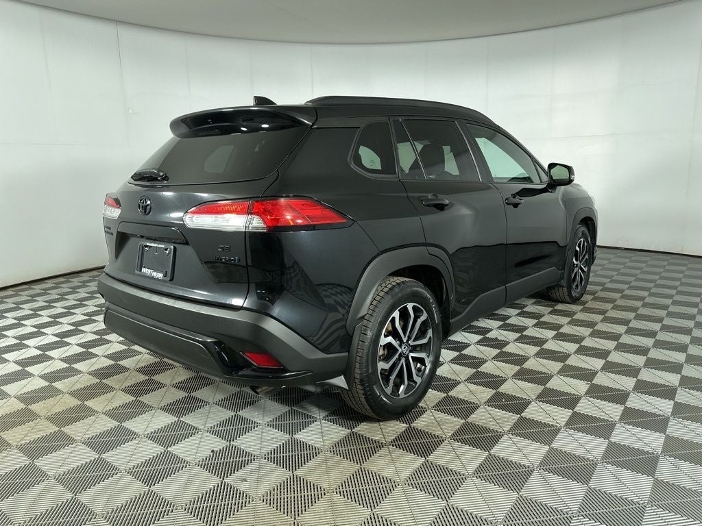 2023 Toyota Corolla Cross Hybrid SE
