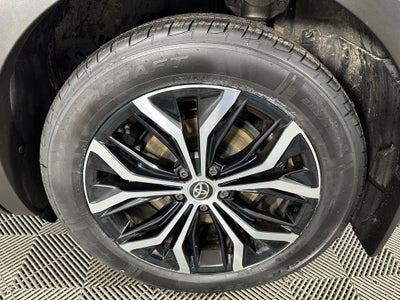 2024 Toyota Crown XLE