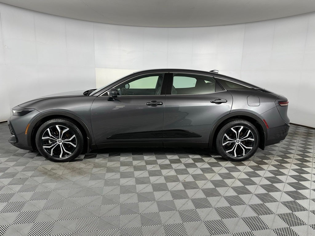 2024 Toyota Crown XLE