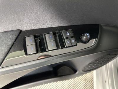2019 Toyota Prius XLE AWD-e