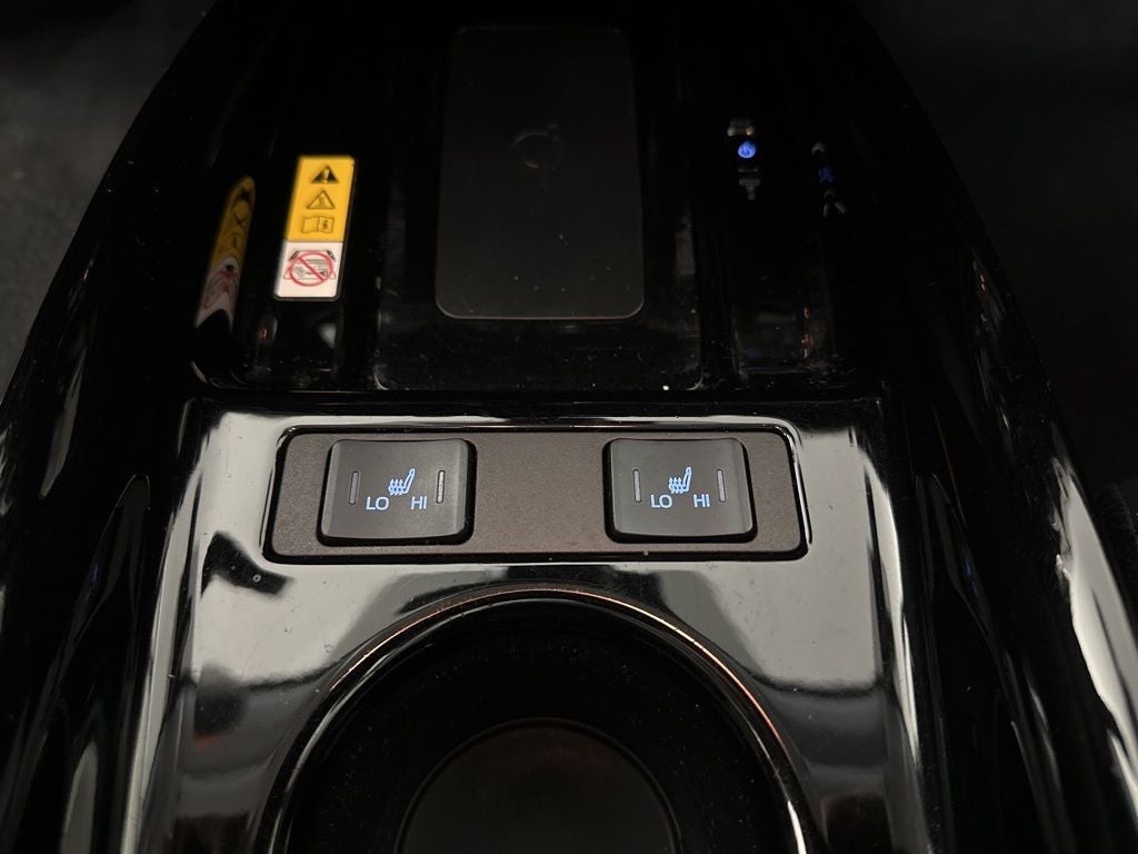 2019 Toyota Prius XLE AWD-e