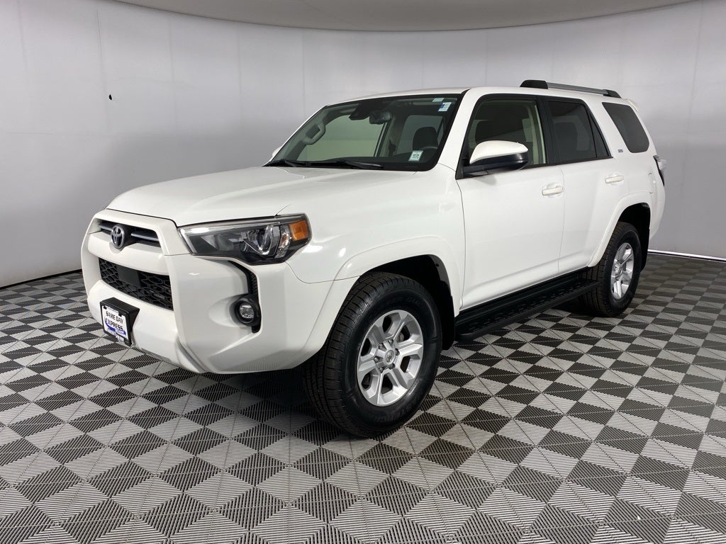 2024 Toyota 4Runner SR5