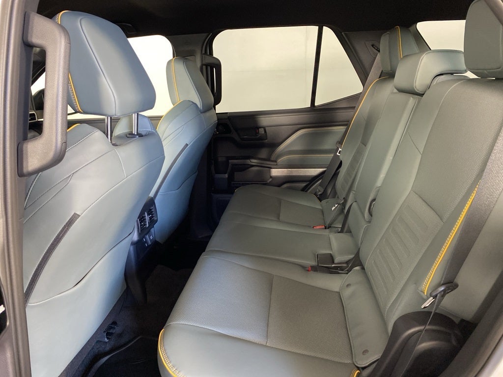 2025 Toyota 4Runner i-FORCE MAX Hybrid Trailhunter