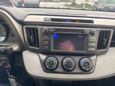 2013 Toyota RAV4 LE