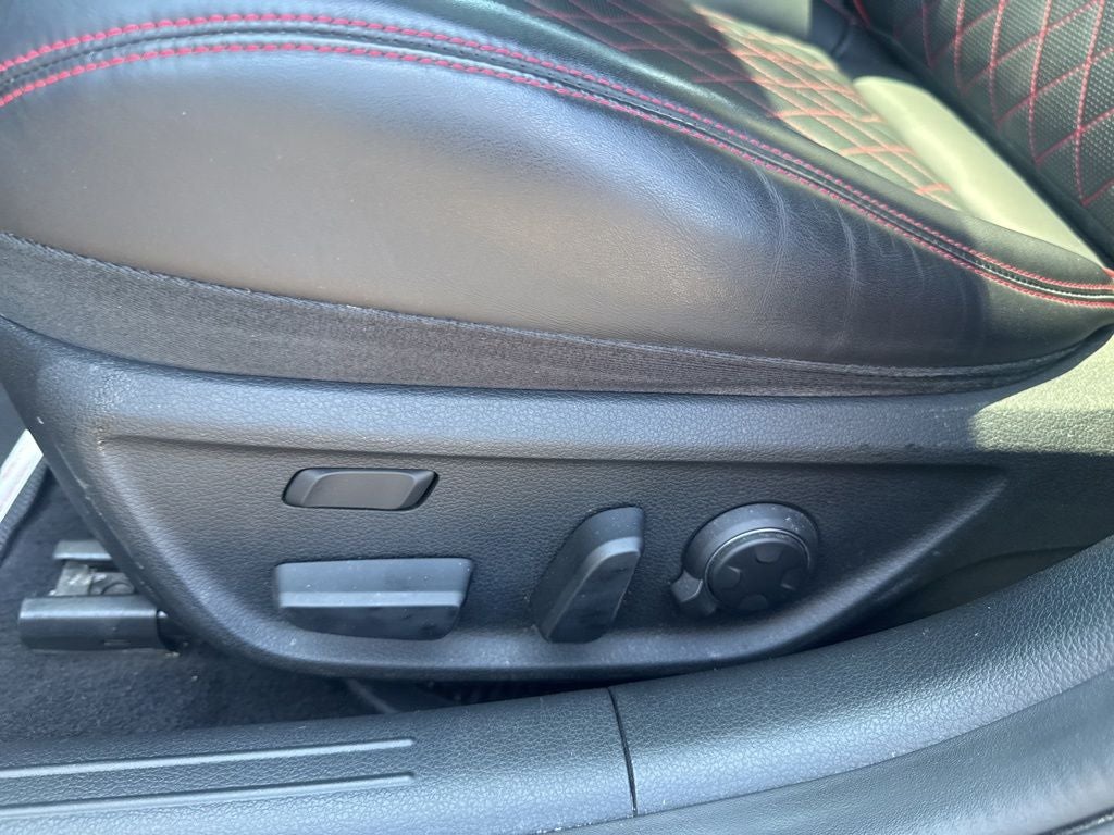 2023 Genesis G70 3.3T