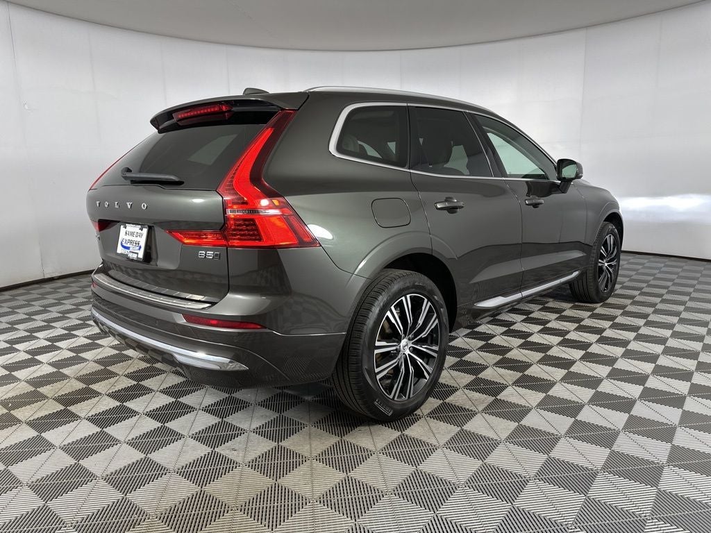 2022 Volvo XC60 B5 Inscription